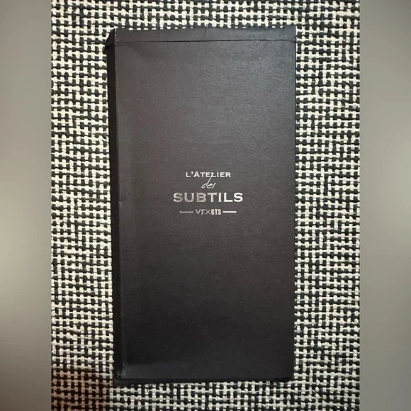 BTS × VT L'ATELIER des SUBTILS Official Acrylic Stand Figure Standee Jin Seokiin - Picture 4 of 4